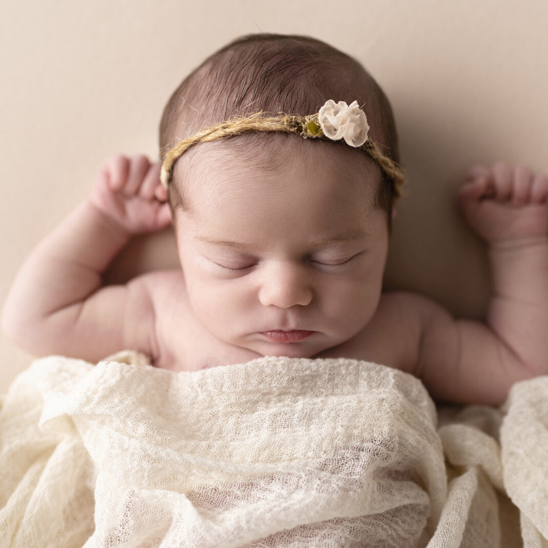 Sleeping beauty newborn